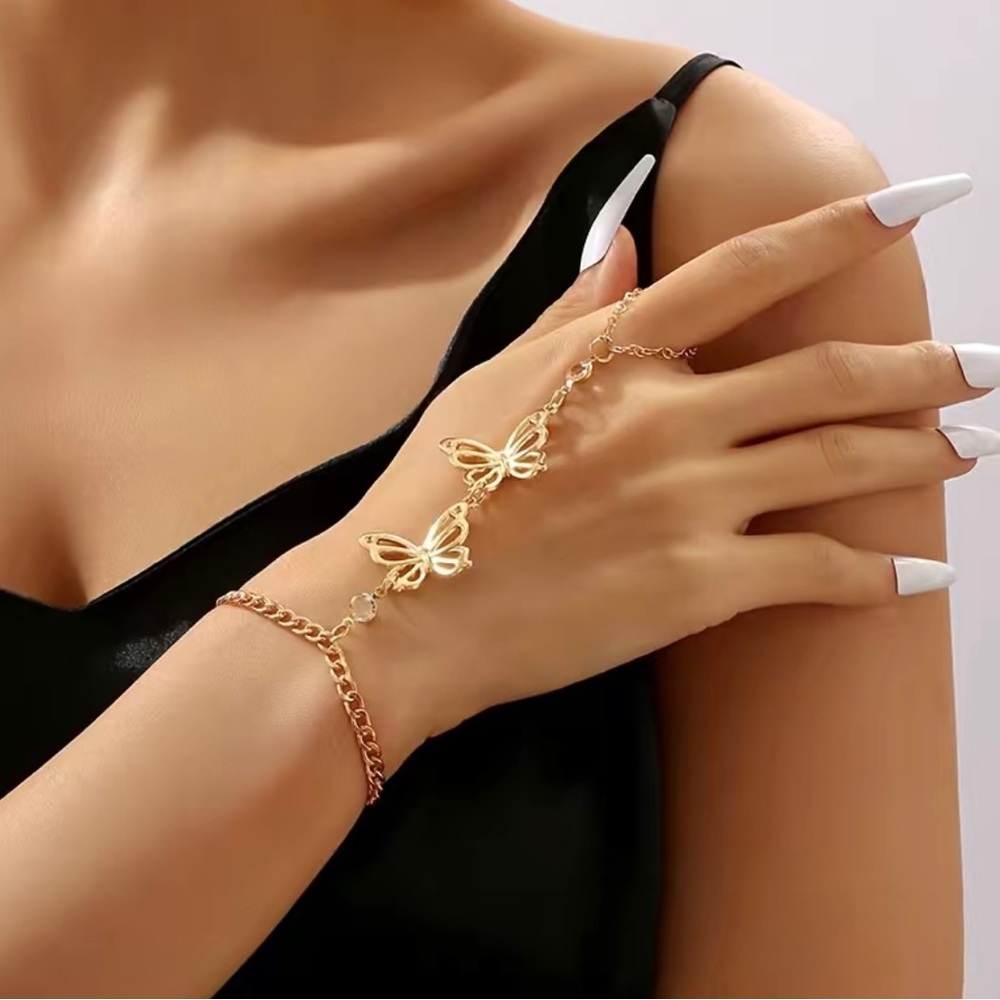 Hand Chain Bracelet